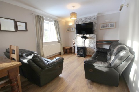 Click the photo for more details of Woodside View, Holmesfield, Dronfield