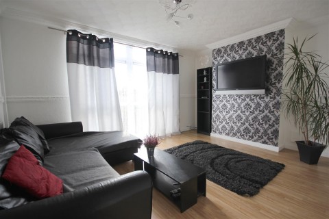 View Full Details for Lowedges Road, Sheffield