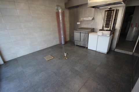 Click the photo for more details of Chesterfield Road, Woodseats, Sheffield