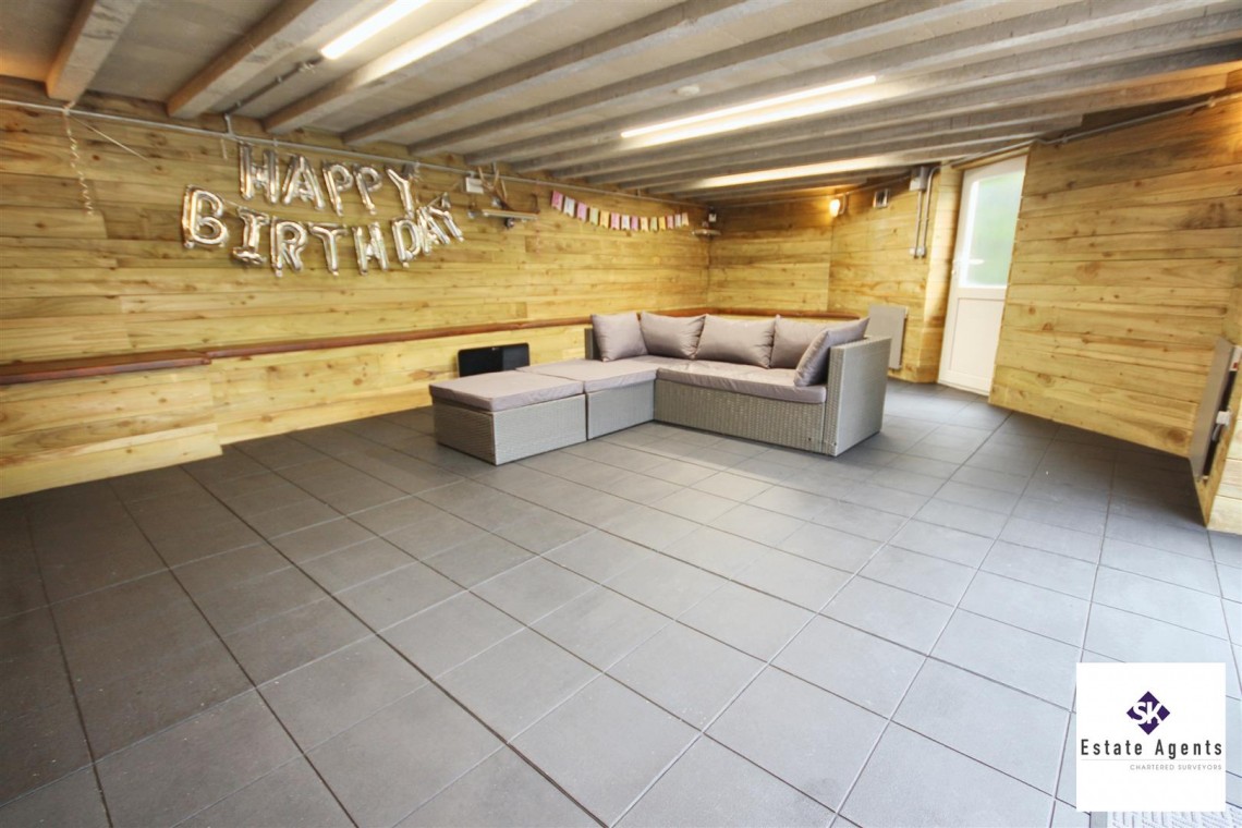 Images for Pingle Avenue, Sheffield
