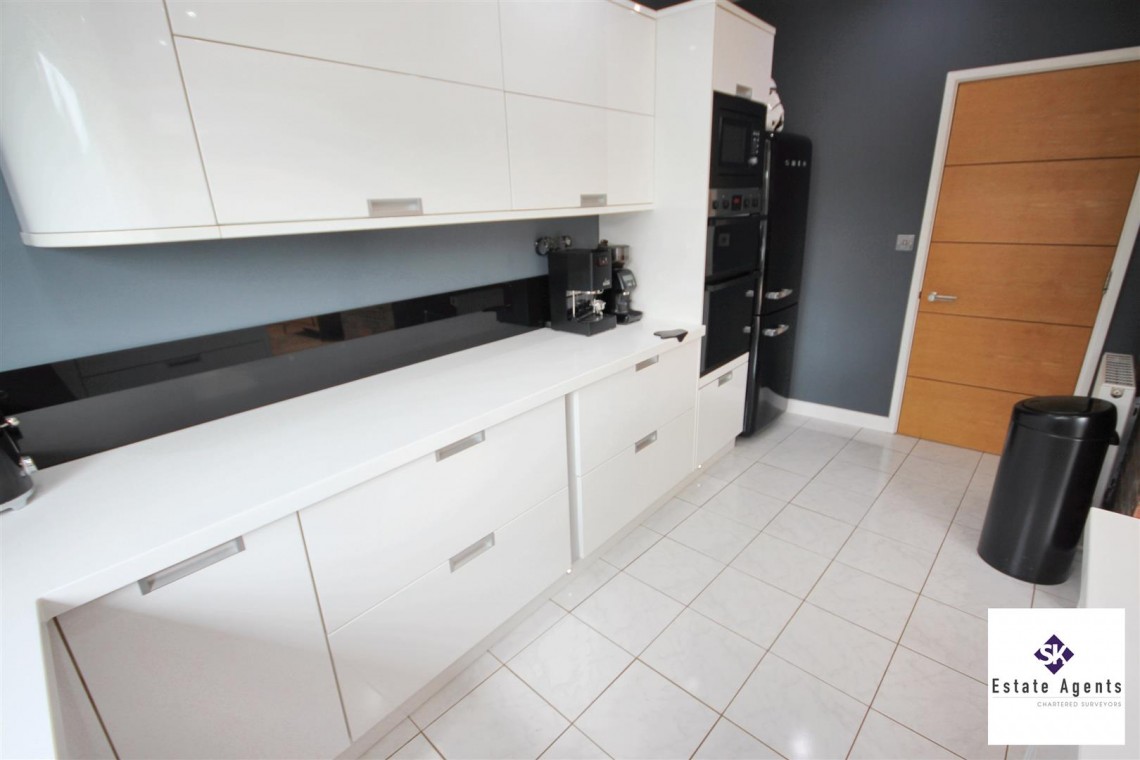 Images for Pingle Avenue, Sheffield