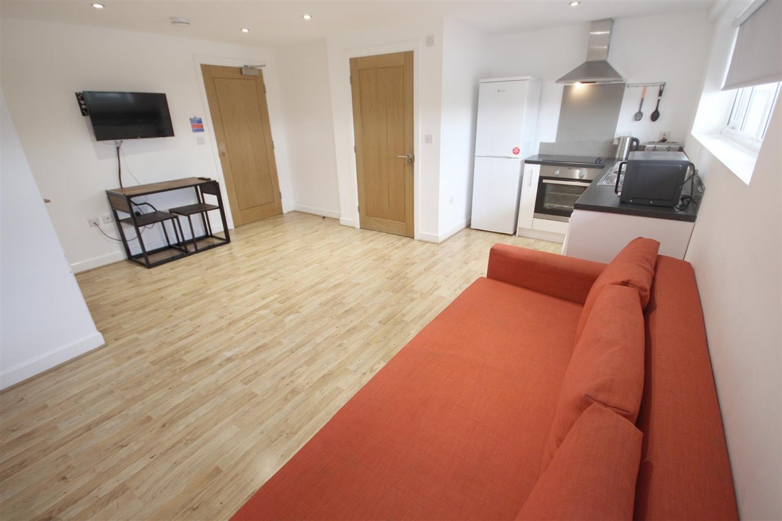 Images for Midhill Road, Sheffield