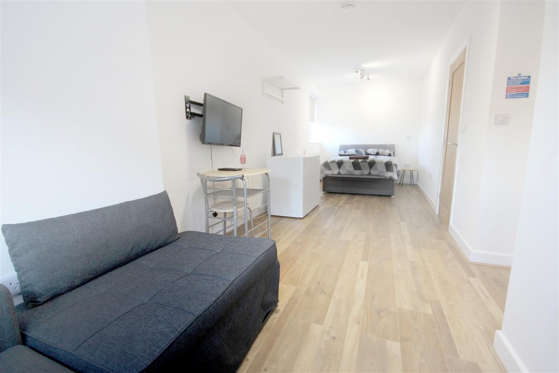 Images for Midhill Road, Sheffield