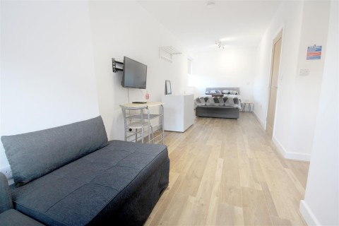 Click the photo for more details of Midhill Road, Sheffield