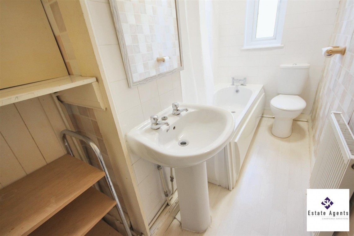 Images for 9 Chatsworth Park GroveSheffield