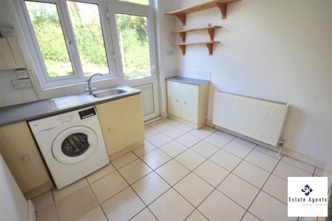 Click the photo for more details of 9 Chatsworth Park GroveSheffield