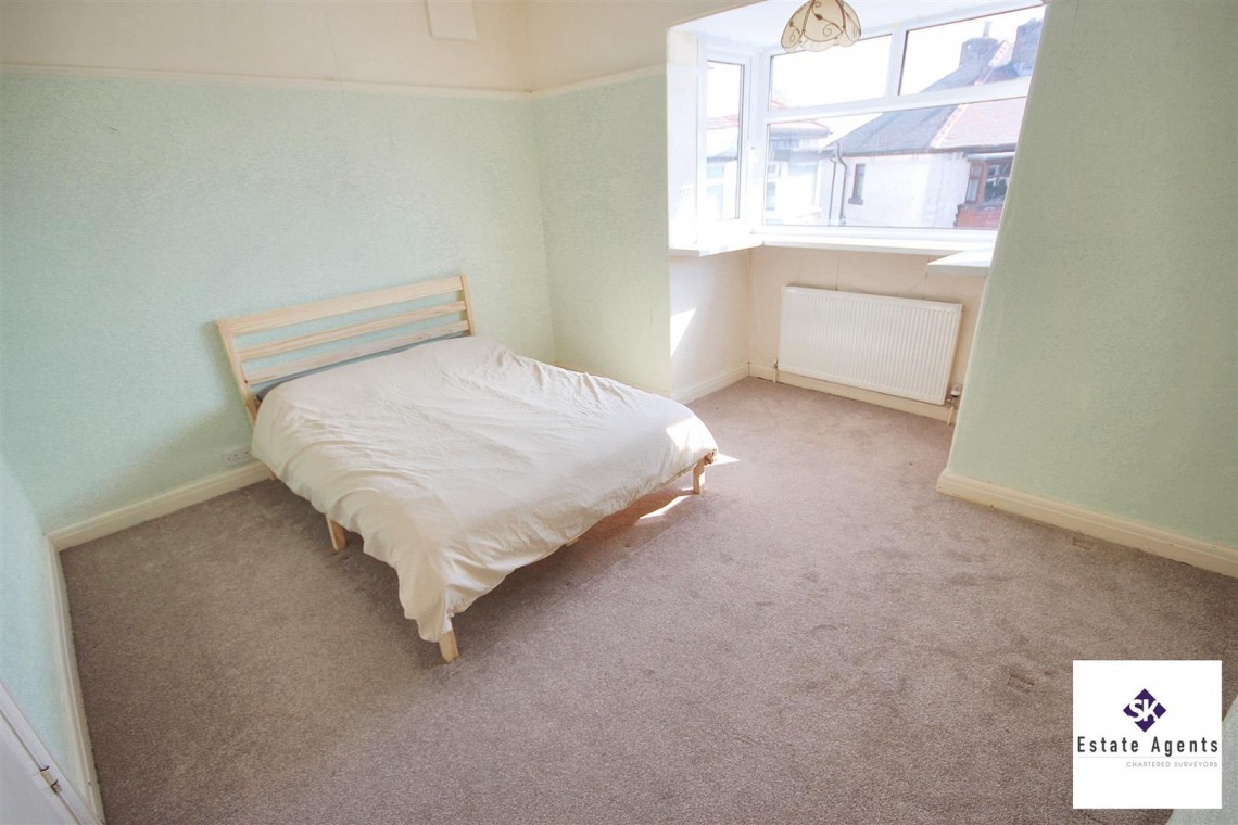Images for 9 Chatsworth Park GroveSheffield