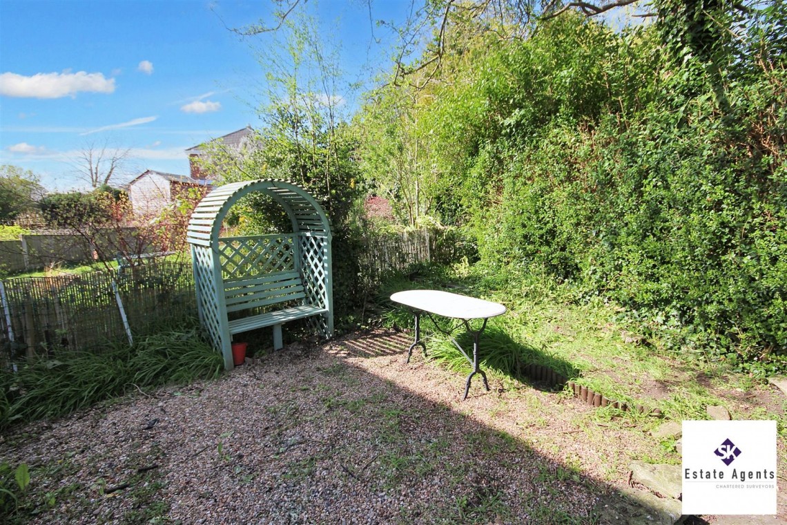 Images for 9 Chatsworth Park GroveSheffield