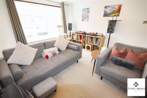 Click the photo for more details of Cawthorne Close, Sheffield