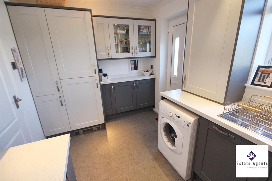 Images for Jordanthorpe Green, Sheffield