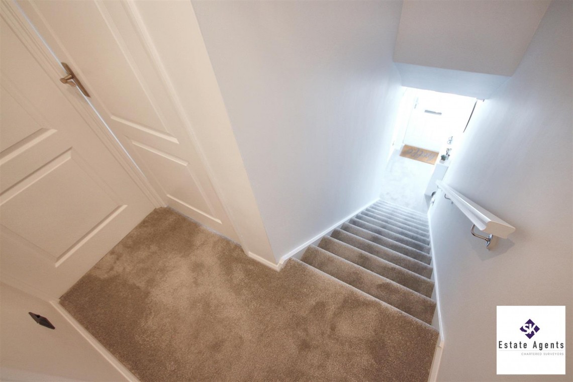 Images for Jordanthorpe Green, Sheffield