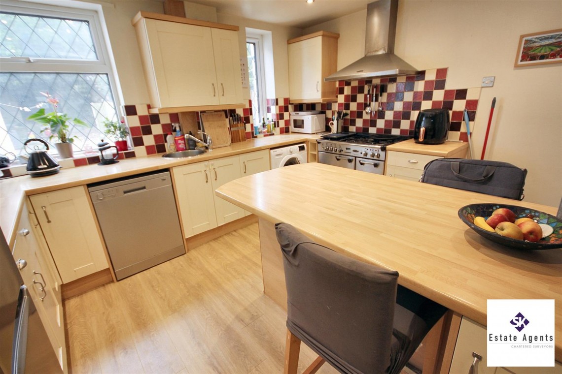 Images for Meadow Head Avenue, Sheffield