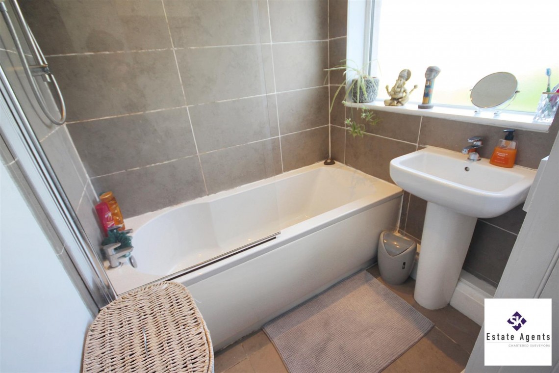 Images for Warminster Road, Sheffield