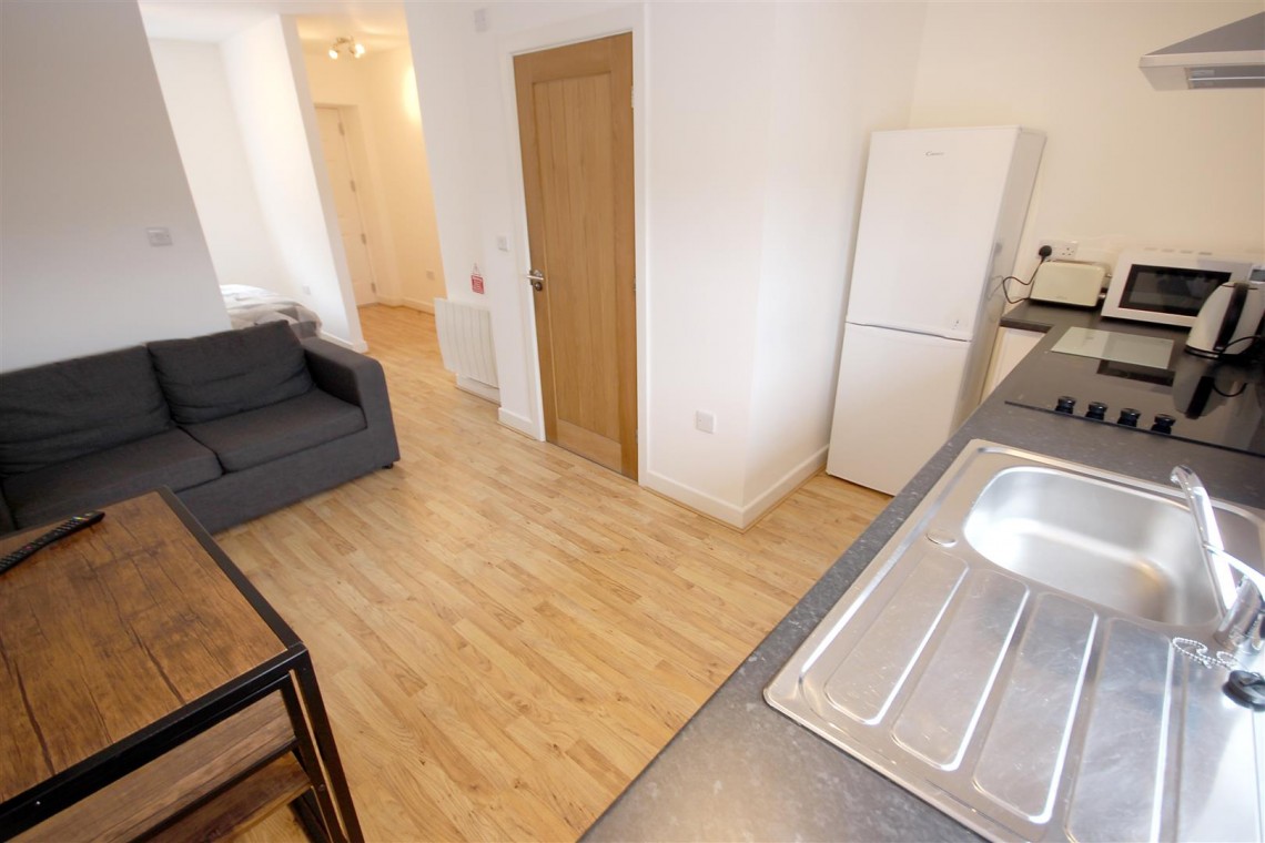 Images for Midhill Road, Sheffield