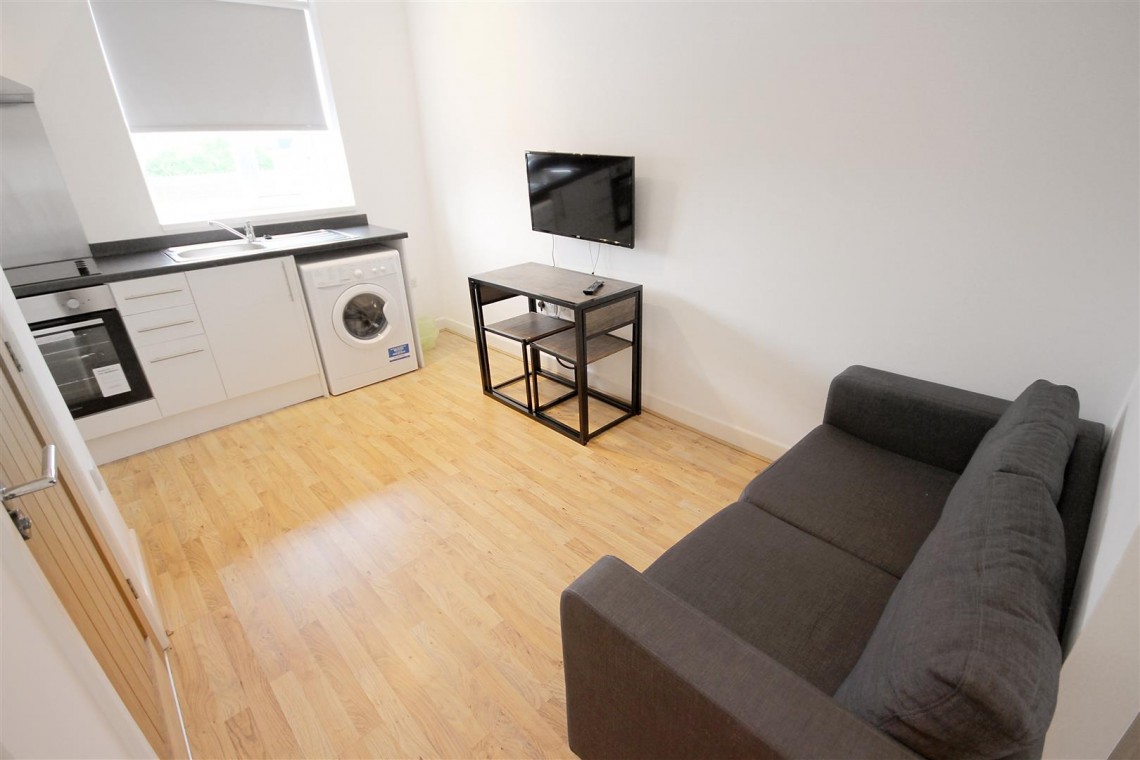 Images for Midhill Road, Sheffield