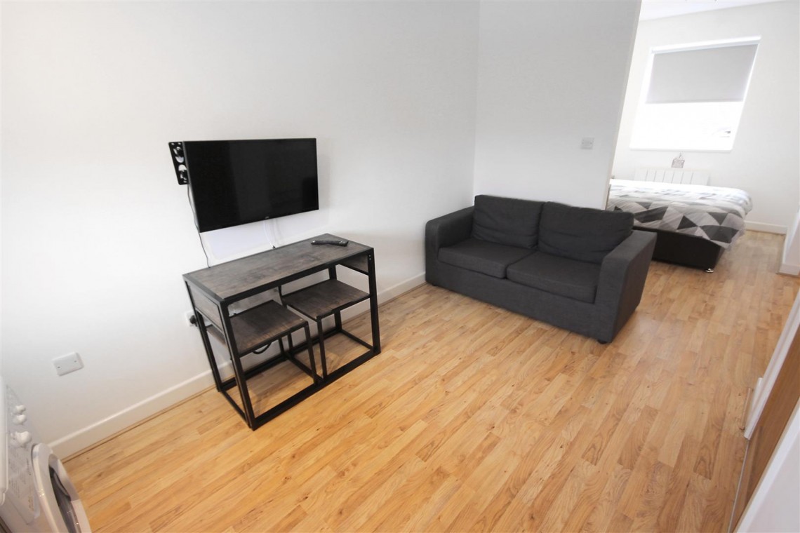 Images for Midhill Road, Sheffield