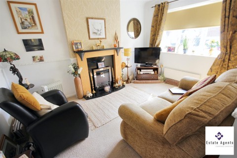 Click the photo for more details of Jordanthorpe Green, Sheffield