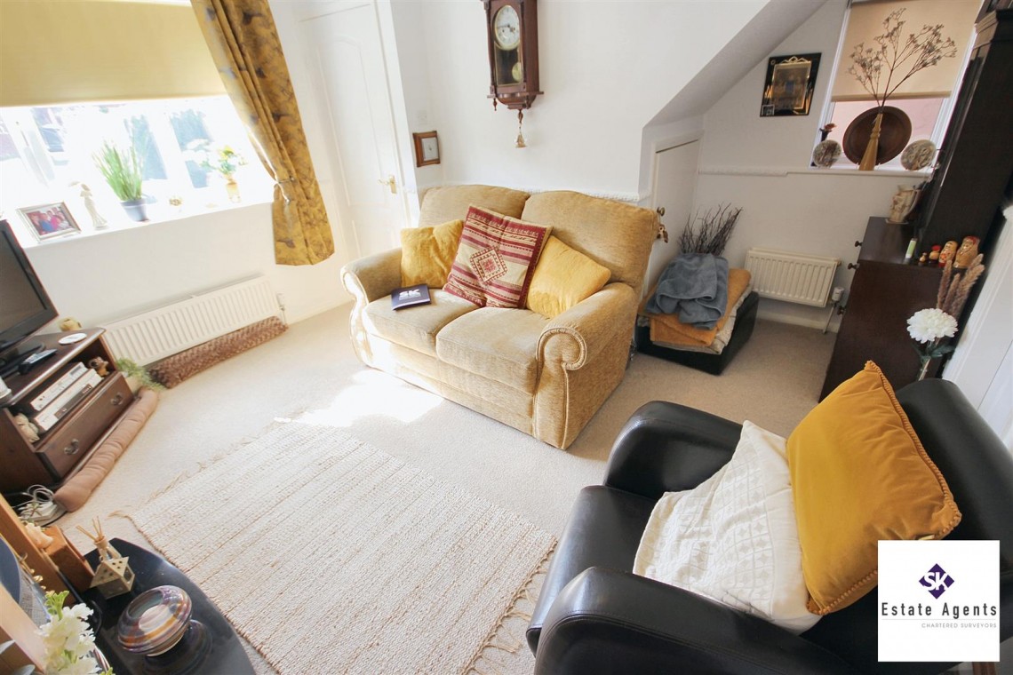 Images for Jordanthorpe Green, Sheffield