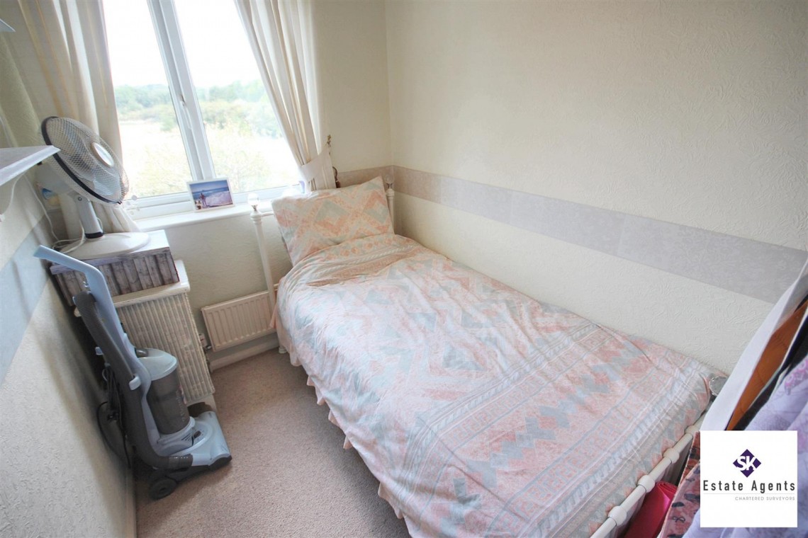 Images for Jordanthorpe Green, Sheffield