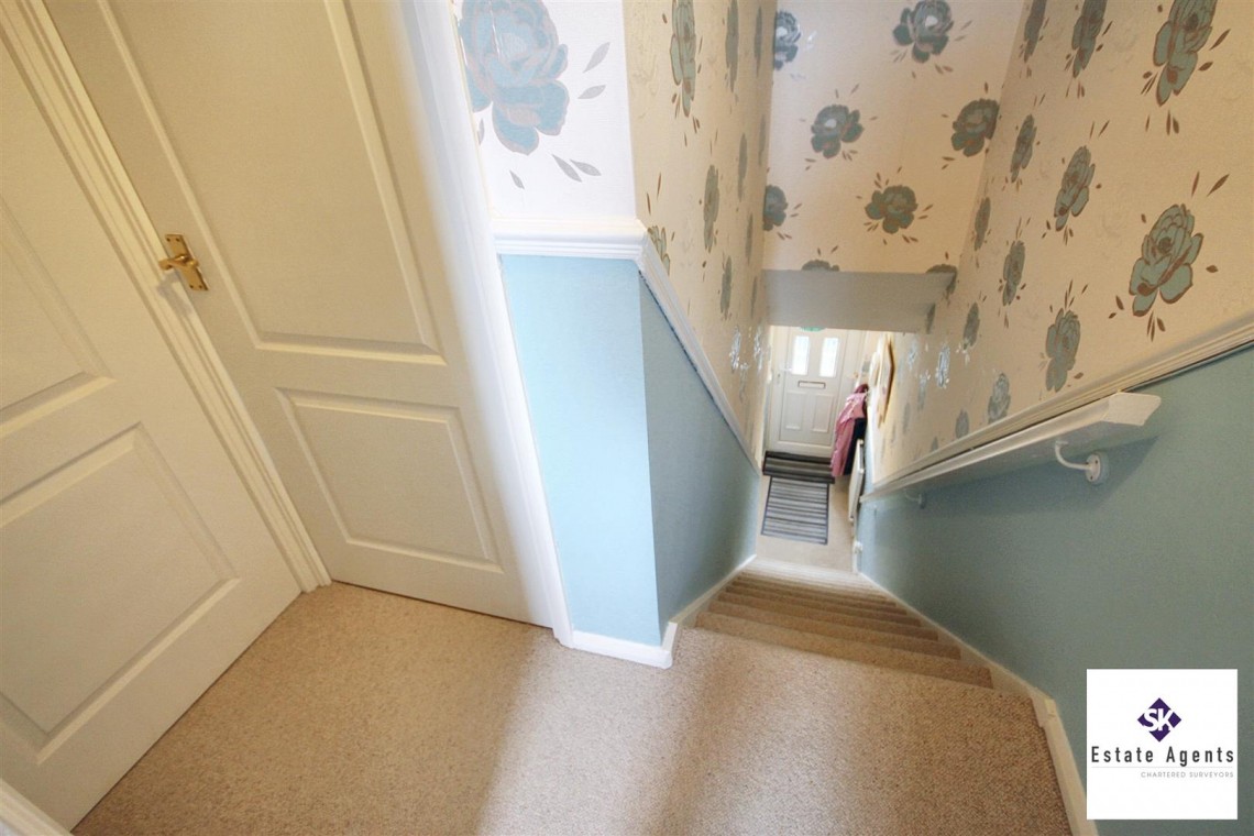 Images for Jordanthorpe Green, Sheffield