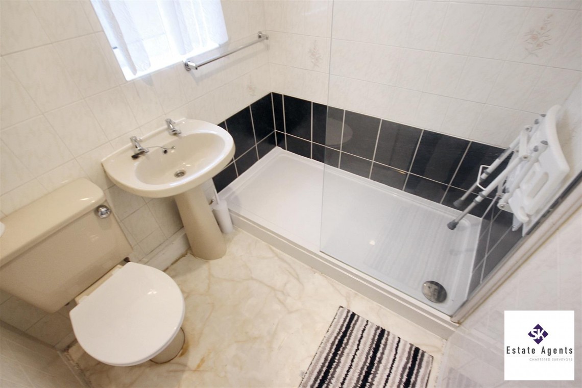 Images for Arnold Avenue, Sheffield