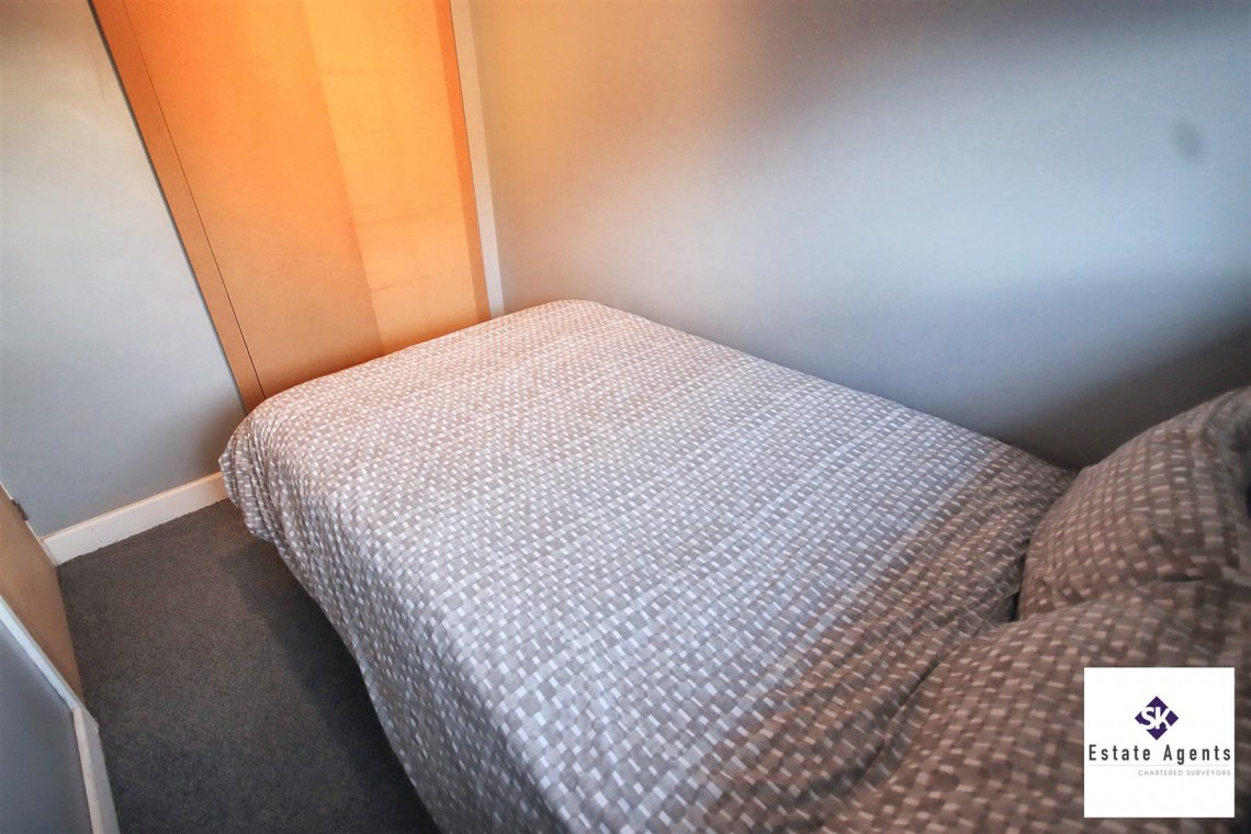 Images for Jordanthorpe Green, Sheffield