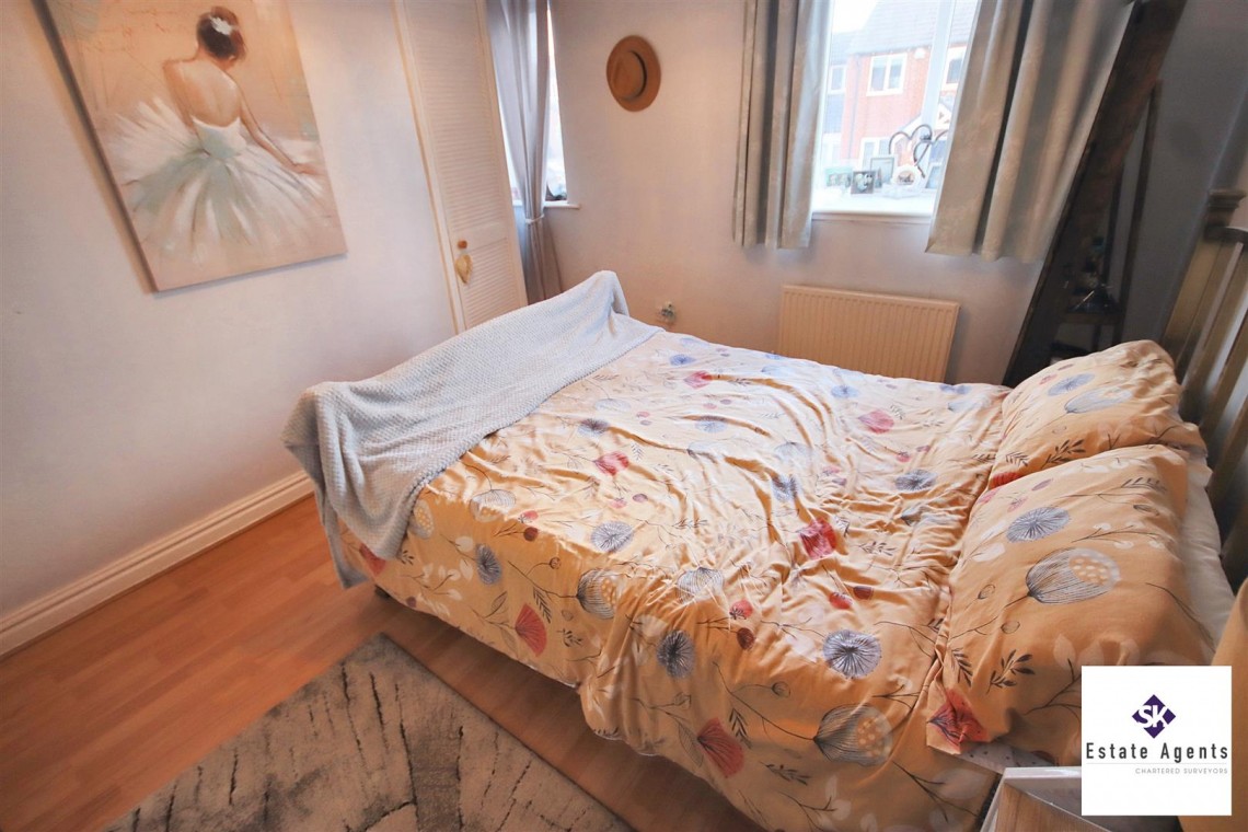 Images for Jordanthorpe Green, Sheffield