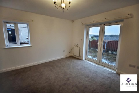 Click the photo for more details of Walkers Lane, Killamarsh, Sheffield