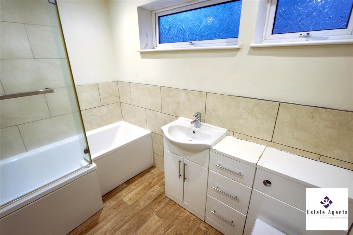 Images for Green Oak Avenue