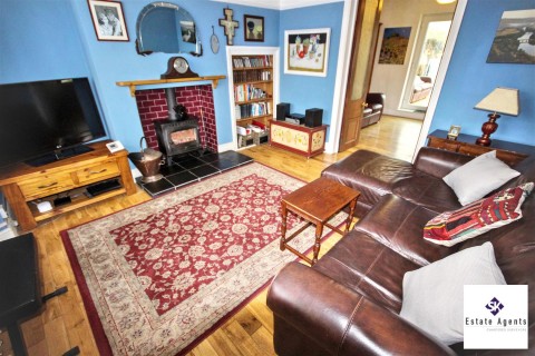 Click the photo for more details of Bishopscourt Road, Sheffield