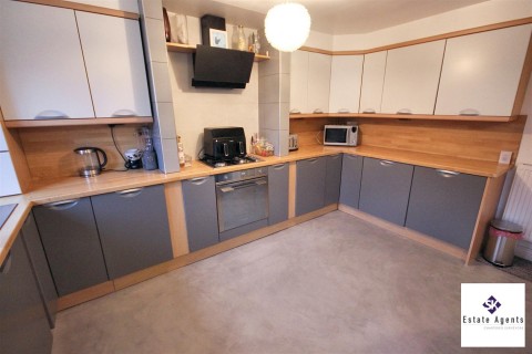 Click the photo for more details of Abbey Lane Dell, Sheffield