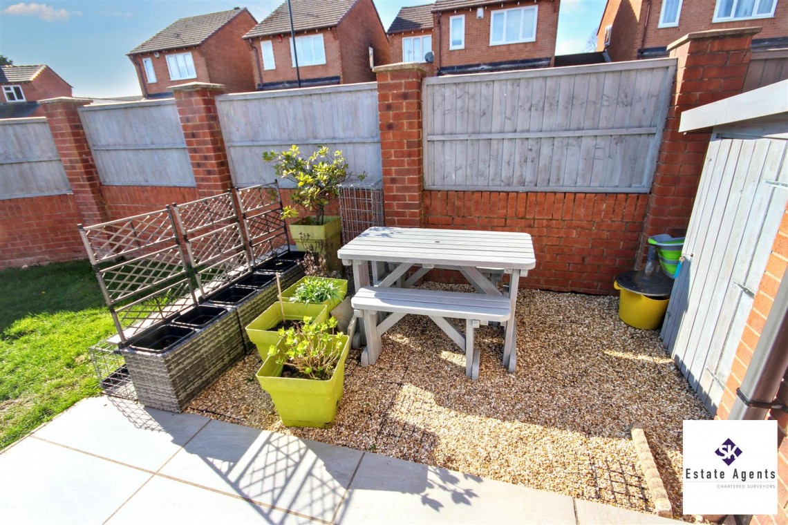 Images for Jordanthorpe Green, Sheffield