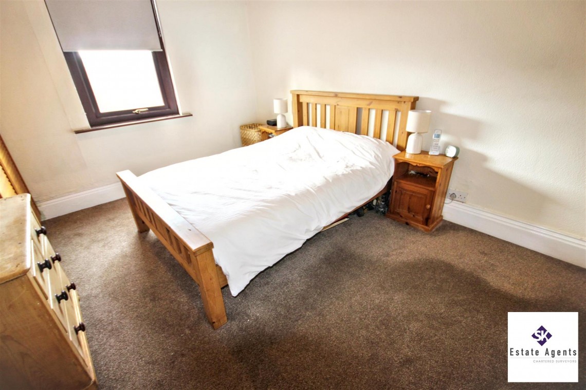 Images for Woodbank Crescent, Sheffield