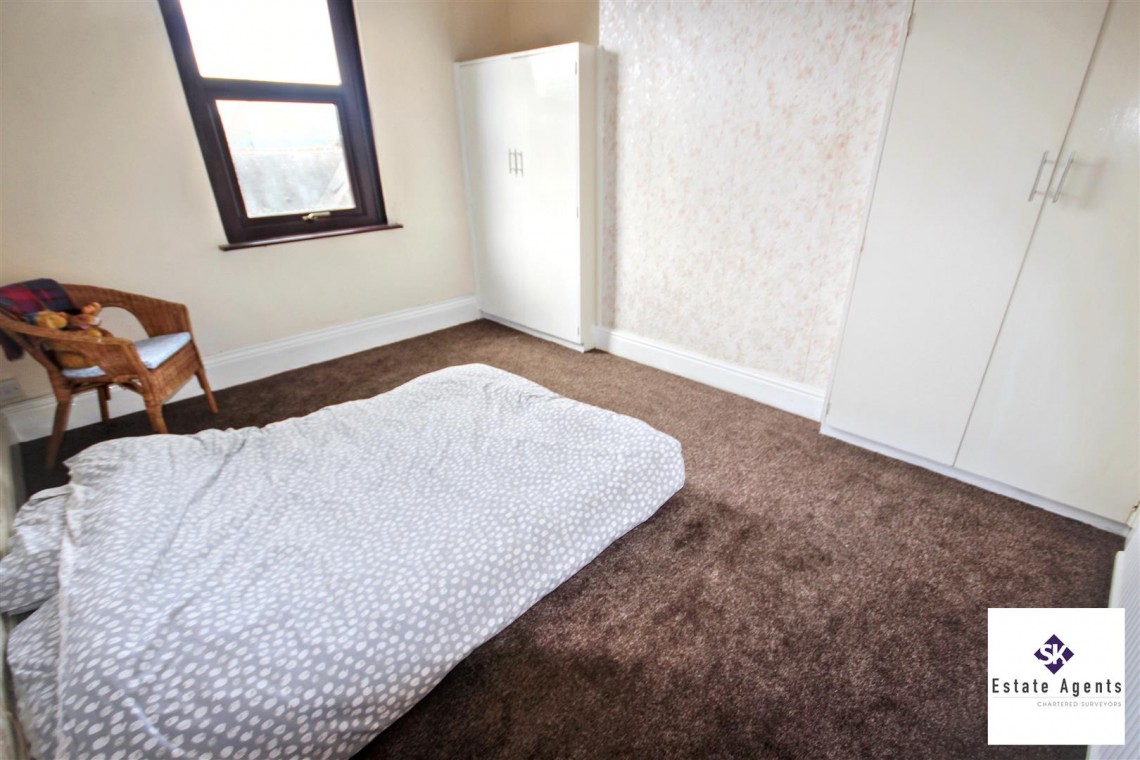 Images for Woodbank Crescent, Sheffield